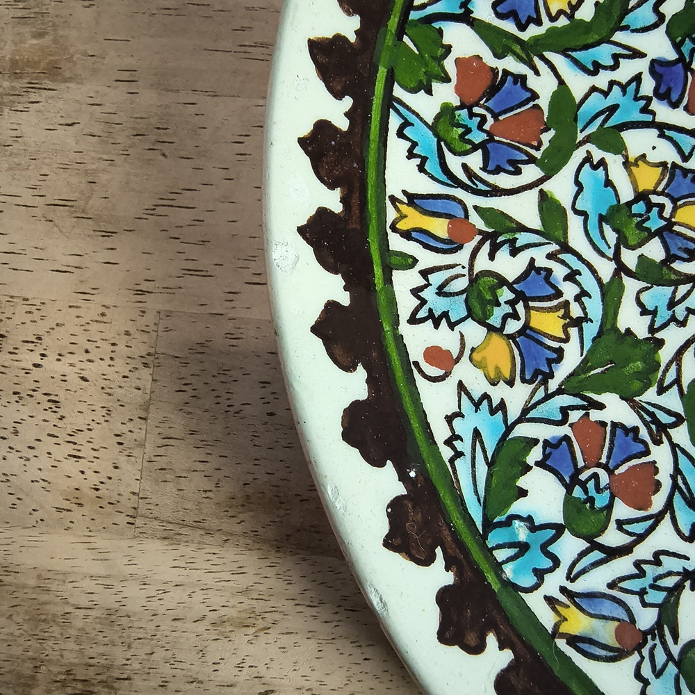 Vintage Multicolor Floral Wall Decor - Picture 4 of 10
